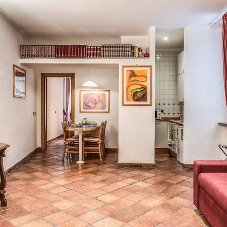 Apartament Cozy Flat In Trevi Fountain Rzym Zewnętrze zdjęcie