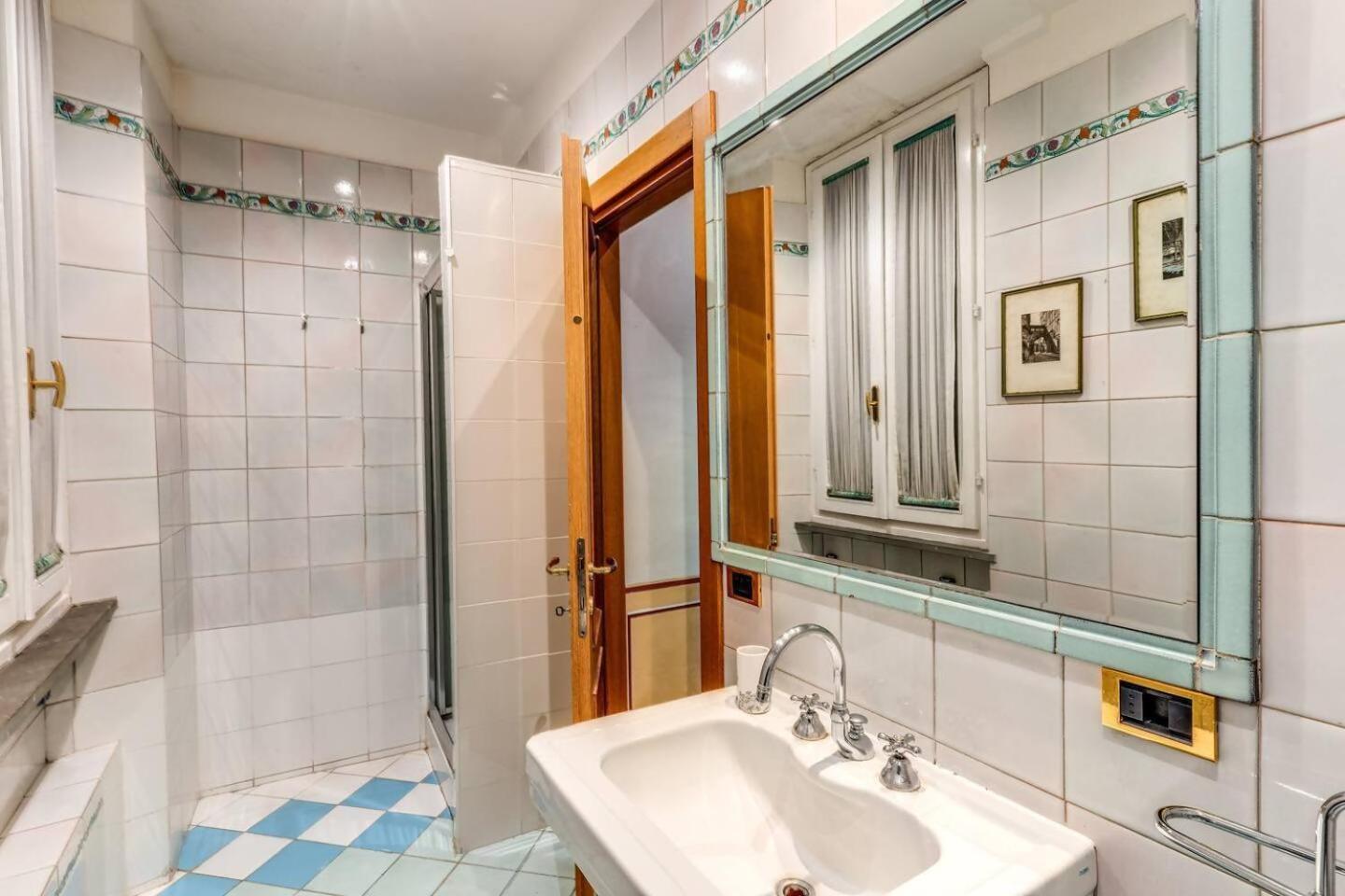 Apartament Cozy Flat In Trevi Fountain Rzym Zewnętrze zdjęcie