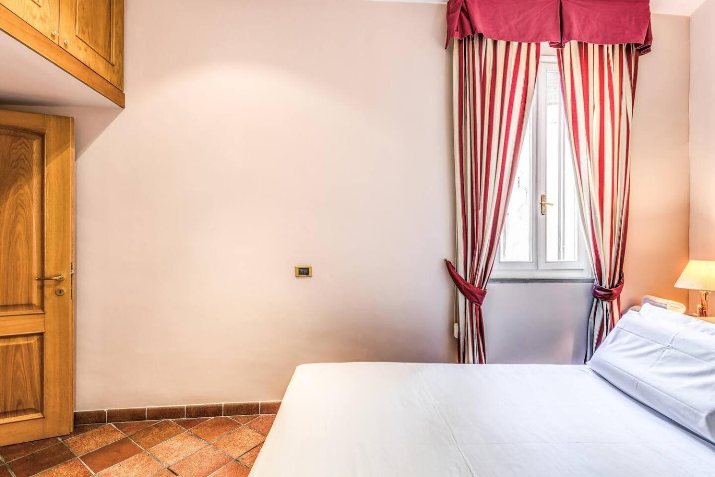 Apartament Cozy Flat In Trevi Fountain Rzym Zewnętrze zdjęcie